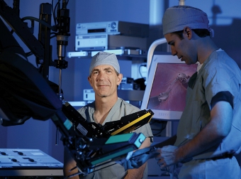 Minimally invasive treatment for ruptured aneurysm reduces mortality