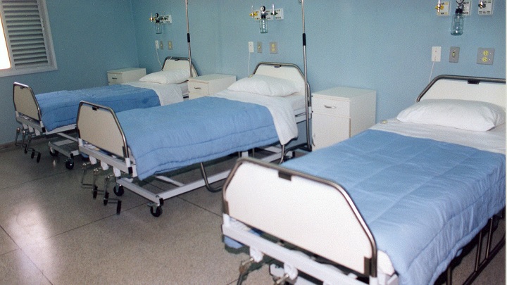 Ambedkar Nagar Hospital to Double Beds to 600