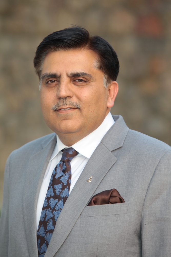Rajit Mehta Becomes MD and CEO of Max Healthcare