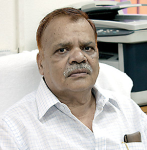 Dr M L Jain, Director SIHFW