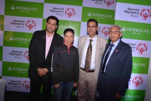 Left to right AJAY KHANNA, VP & Country Head, Herbalife India, MARY KOM, Boxing Champion, KARTIKAY SAINI, Chairman, Special Olympics Bharat, AIR MARSHAL DENZIL KEELOR, CEO, Special Olympics