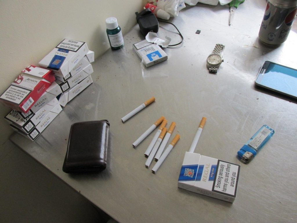Banning sale of loose cigarettes can curb smoking: Poll