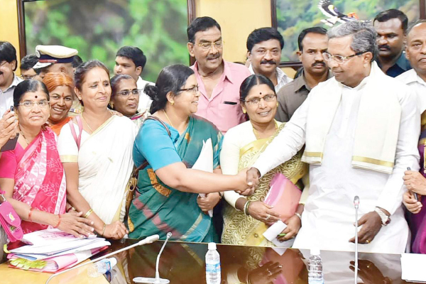 Karnatakas Anganwadi Women to Have Matru Purna Scheme