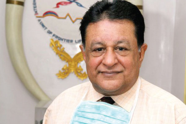 Expert reveals how to provide immediate help to heart attack patient