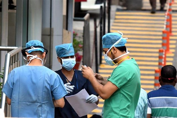 206 healthcare workers test positive at AIIMS-Delhi: Report