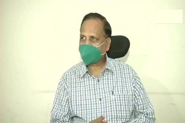 Delhi Health Minister Satyendar Jain admitted in hospital; tested for Corona