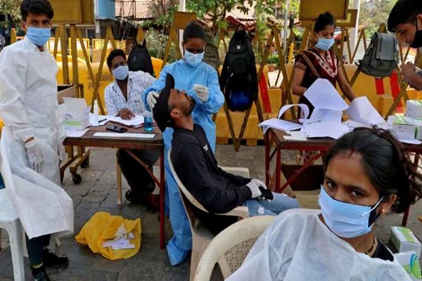 Covid-19 Updates: Declining Trend Continues as India Logs 1.27 Lakh Cases in 24 Hours